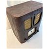 Image 3 : 1938 RCA Model 94BT1 Radio - Wood Body