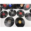 Image 4 : Large lot of antique gramophone records