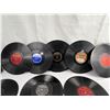 Image 5 : Large lot of antique gramophone records