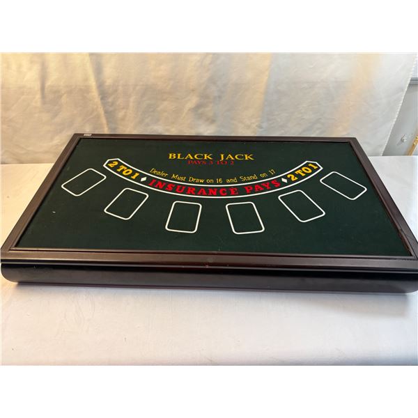 Large Gambling Set: Roulette Wheel, Poker + more