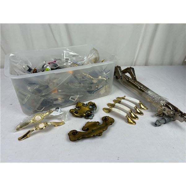 Door & Drawer Hardware