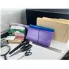 Image 5 : Stationary Supplies 7 Carry Case