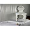 Image 3 : Grab Bar & Shower Chair