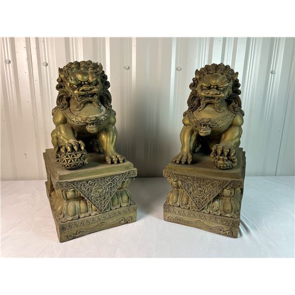 Foo Dogs