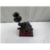 Image 3 : Vintage Cast Iron Lion holding Candlestick