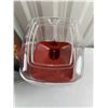 Image 2 : Motion Activated Candy Dispenser