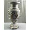Image 1 : Vintage Renaissance Vase