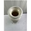 Image 2 : Vintage Renaissance Vase