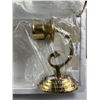 Image 2 : Solid Shiny Brass Wall Hurricane Lamps
