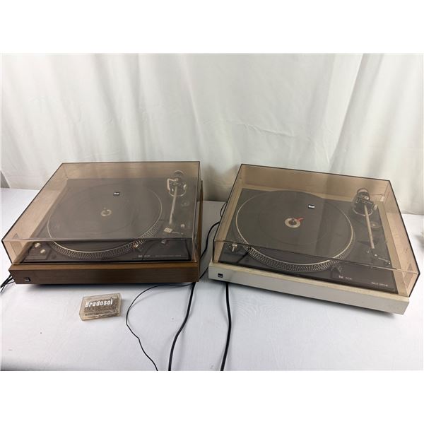 Dual Turntables