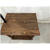 Image 2 : Vintage Table with Lamp 21"x16"x24" high