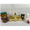 Image 1 : Piggy Banks - KFC / NY Rangers (Kraft) / Loonie Bin