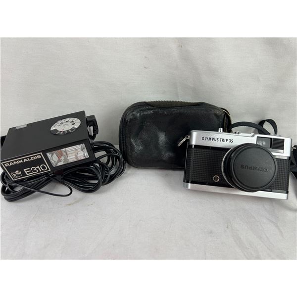 Olympus Trip 35 & Rankaldis E310 flash