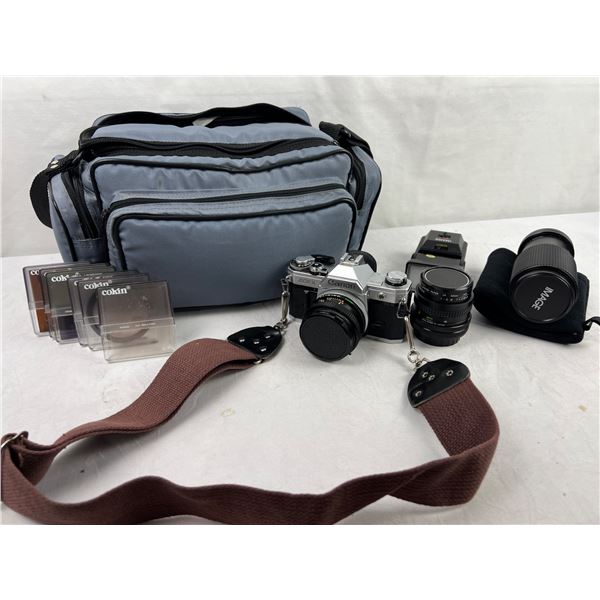 Canon AT-1 With tons of extras