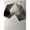 Image 3 : Set of 2 Heavy Duty Steel Magnetic display stands 7 1/2" x 8 1/2 "