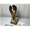 Image 3 : Souls Entwined Bradford Exchange Statue of an Indigenous couple entwined in Eagle's wings