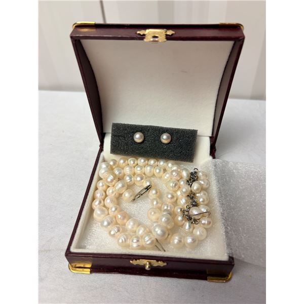 Lovely set of Pearls with 1 pair of post earrings and 1 pair of dangles