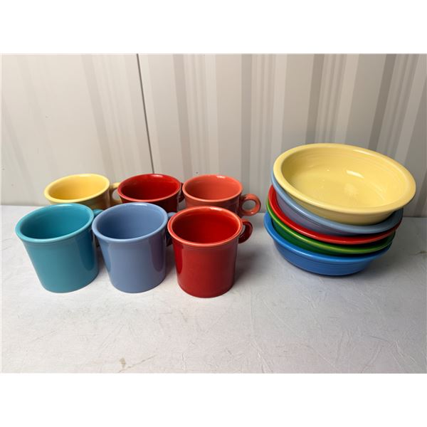 Set of 6 FIESTAWARE mugs, set of 5 FIESTAWARE SOUP/CEREAL BOWLS ASST. COLOUR