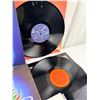 Image 3 : Jorney Record Albums