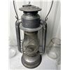 Image 2 : Beacon Oil Lamp
