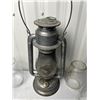 Image 3 : Beacon Oil Lamp
