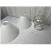 Image 3 : Misc. oil lamp globes