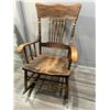 Image 1 : Vintage Pressed Back Rocker