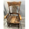 Image 2 : Vintage Pressed Back Rocker