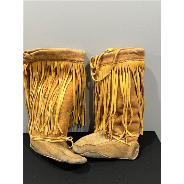 Vintage handcrafted tasseled Moccasins