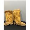 Image 2 : Vintage handcrafted tasseled Moccasins