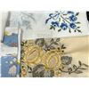 Image 2 : Vintage Table Covers