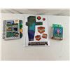 Image 1 : Minecraft Bundle Playing Cards Notebook & Wall Deco Set