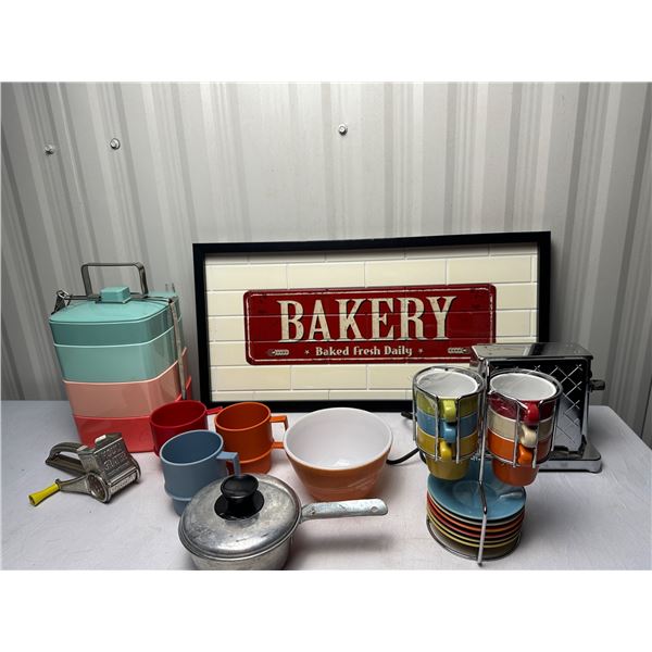 Vintage Kitchen Lot