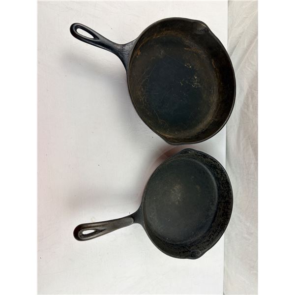 Lot of 2 Wagner Cast Iron Skillets