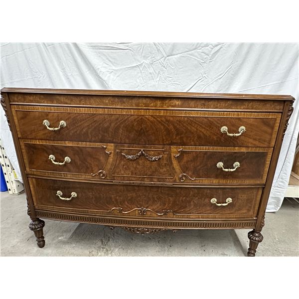 3 Drawer Dresser with Mirror