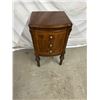 Image 3 : End Table