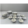 Image 1 : Royal Doulton Coronet Dishes
