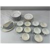Image 2 : Royal Doulton Coronet Dishes