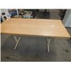 Image 1 : Two Tables