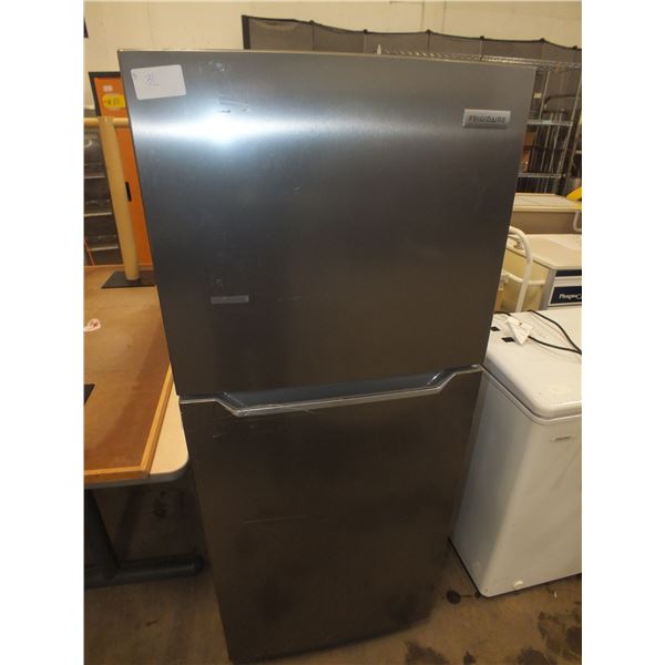 Frigidaire Apartment Size Fridge