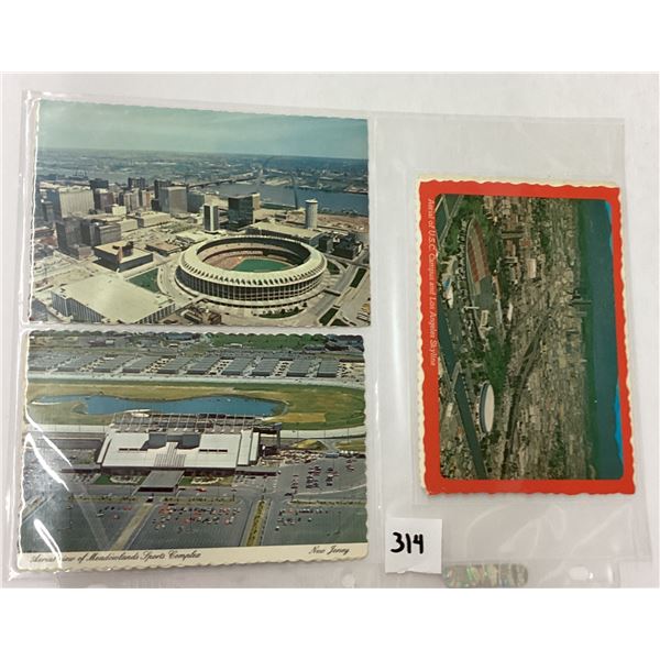 Sports - Baseball & Football Stadium Postcard Album Approx. 365