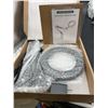 Image 4 : LED Magnifying Lamp with Clamp