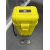 Image 3 : Yellow Hard Plastic Protective Case