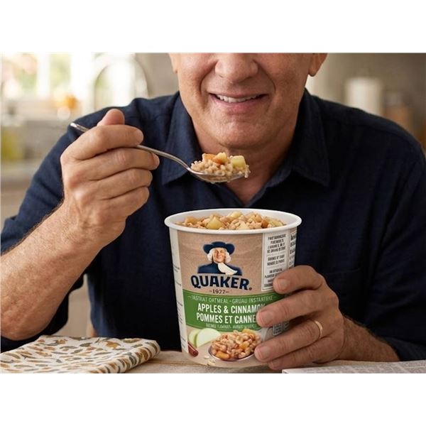 Quaker Apples & Cinnamon Instant Oatmeal 12ct