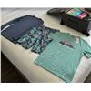 Image 1 : Quiksilver 3-Piece Clothing Set, Size L