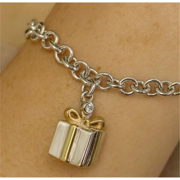 $80, SILVER(4.65g),  GENUINE DIAMOND (0.01ct) BRACELET 6", retail value $80