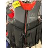Image 2 : Hyperlite Adult Small Life Jacket >88lbs
