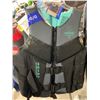 Image 2 : Hyperlite Adult Large Life Vest >88lbs