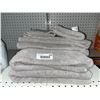 Image 2 : Lot of 6 Talesma Towels. 2 Washcloths, 2 Hand Towels, 2 Body Towels