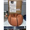 Image 2 : Amazon Basics PU Composite Basketball